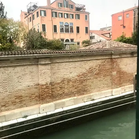 And - Private In Shared Konukevi Venedik