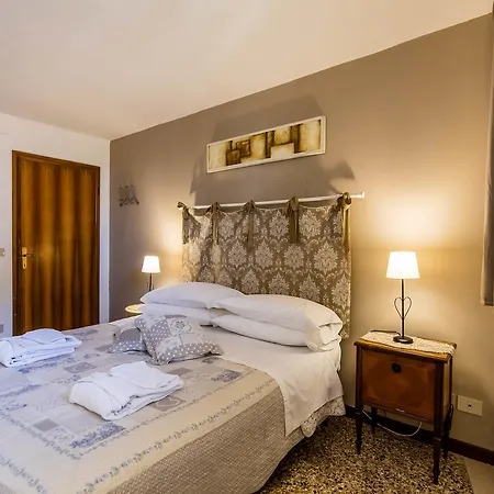 And - Private In Shared Konukevi