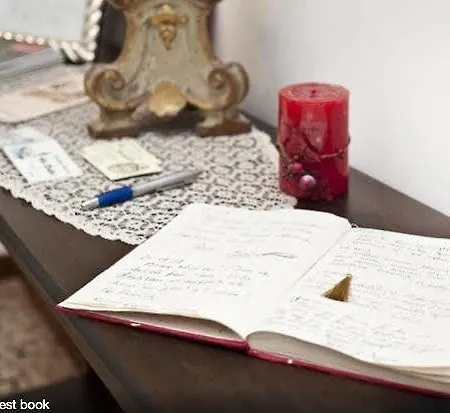 And - Private In Shared Konukevi