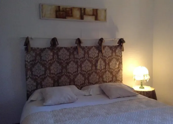 And - Private In Shared Guest house 3*