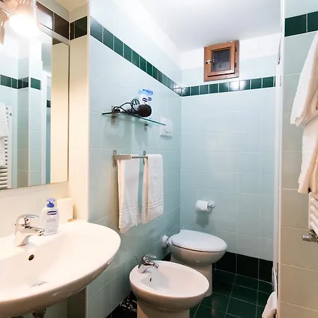 And - Private In Shared